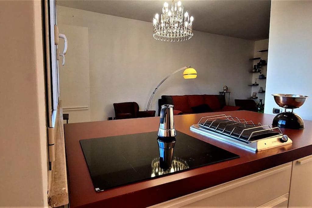 Penthouse Near Rome, Free Parking. Appartamento *